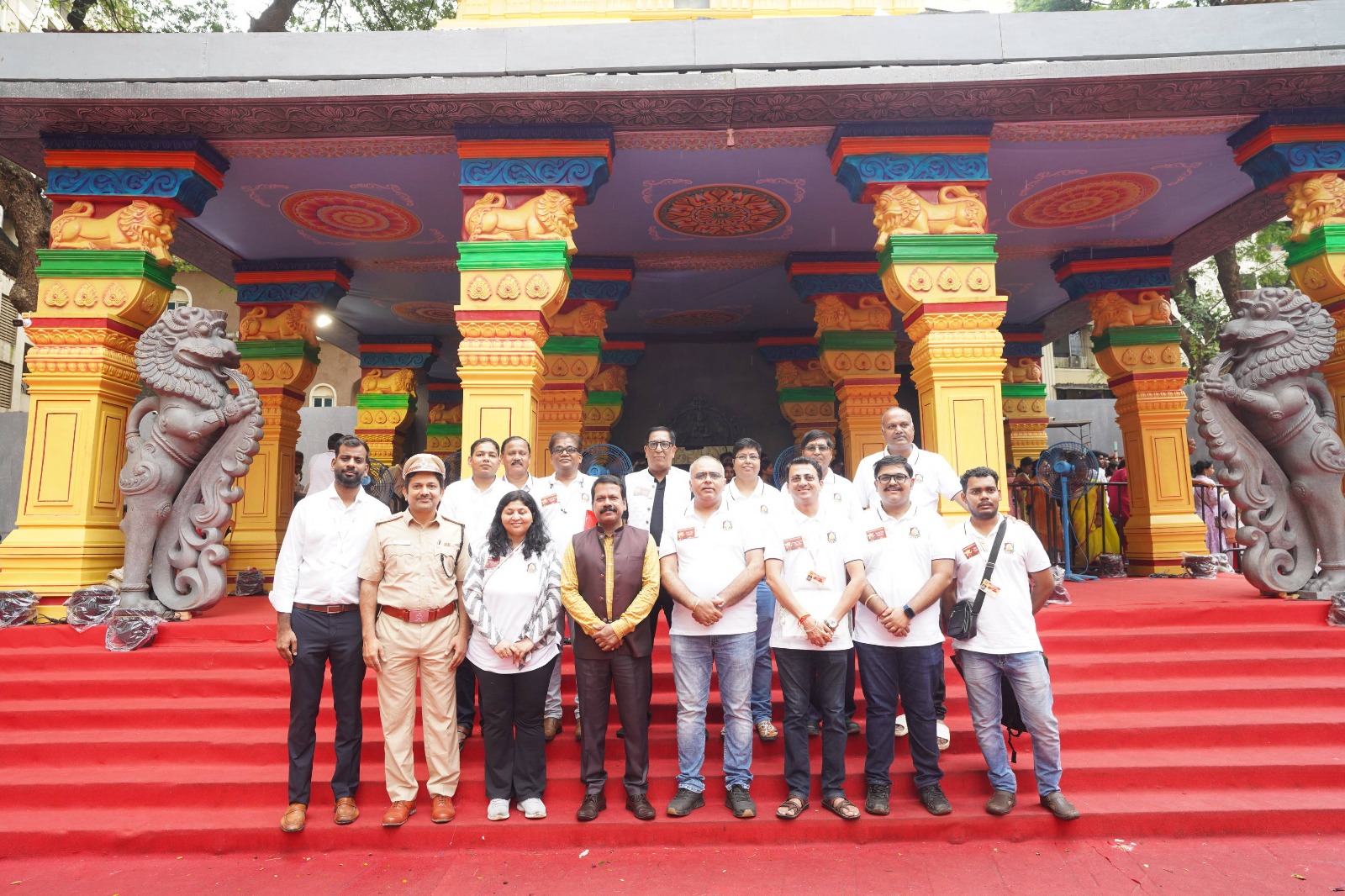 FSAI experts auditing a Ganesh mandal pandal